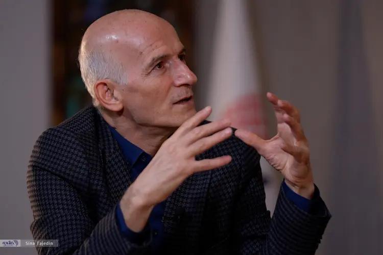 فراستخواه و تبیین چرایی شکست «عاملیت» ایرانی در راهروهای دانشگاه/ روایتی متفاوت از پی‌جویی ریشه‌های انحطاط علمی ایران در عصر صفوی
